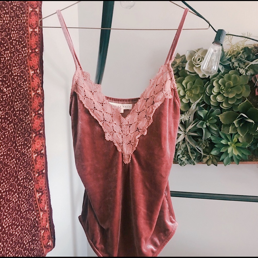 Buckle Blush Noir velvet leotard